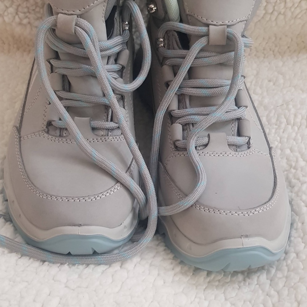 winter boots